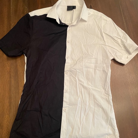 ASOS - black and white split two toned button up - Picture 1 of 2